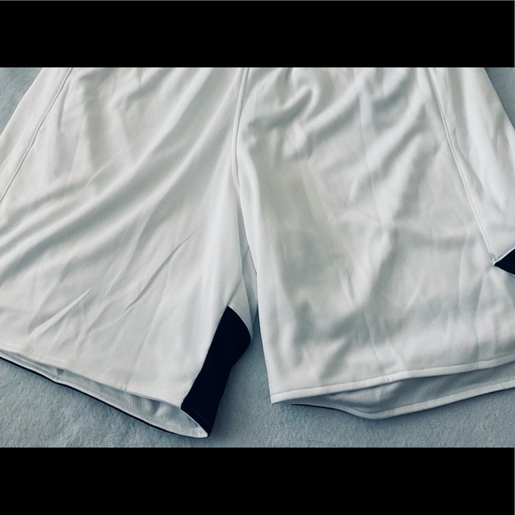 ADIDAS player ID shorts men - Picture 5 of 11
